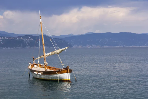 Eski ahşap yelkenli gemi — Stok fotoğraf