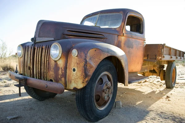 Camion vecchio stampo — Foto Stock