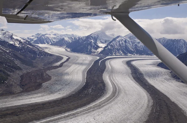 Gleccser, St Elias tartomány, Alaska, Amerikai Egyesült Államok — Stock Fotó