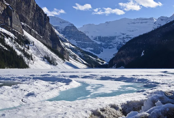 Rocky Dağları, kışın lake louise