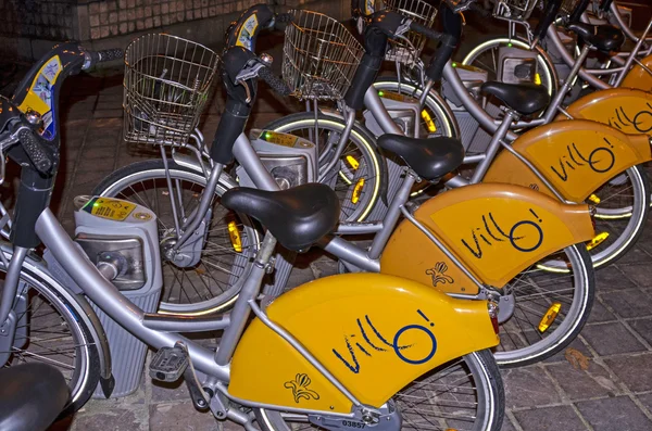 Alquiler de bicicletas en Bruselas, Bélgica — Foto de Stock