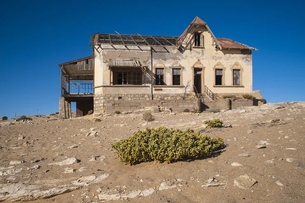 Ghost diamante mineração cidade Kolmanskop — Fotografia de Stock