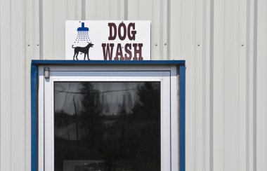 köpek yıkama tesisi