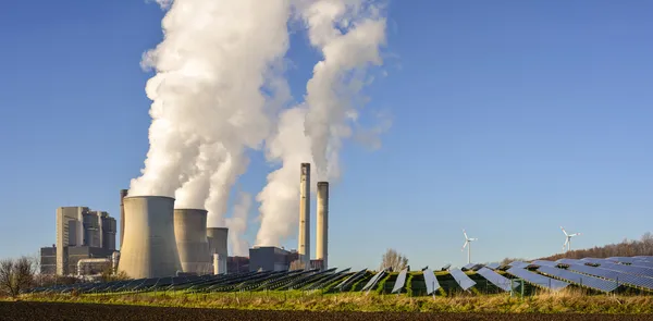 Central eléctrica — Fotografia de Stock