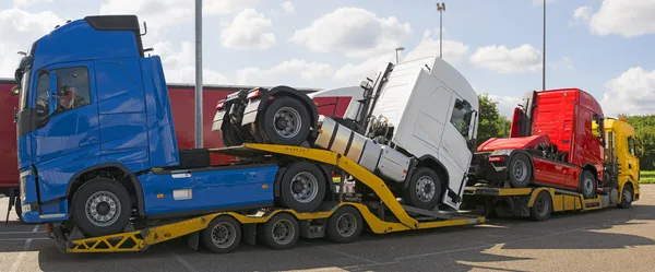 Vrachtwagen vervoerder vrachtwagen — Stockfoto