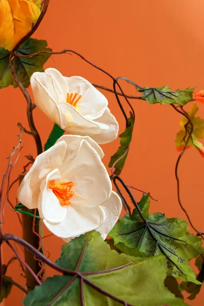 Decoración, flores artificiales — Stockfoto