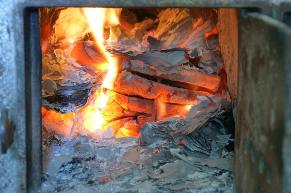 古い暖炉とドア — ストック写真