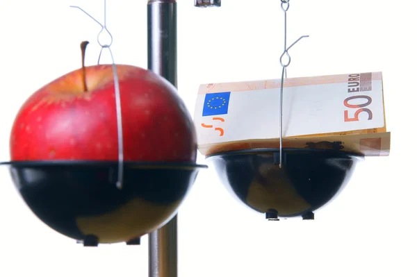 Rött äpple kosttillskott cash - balans — Stockfoto