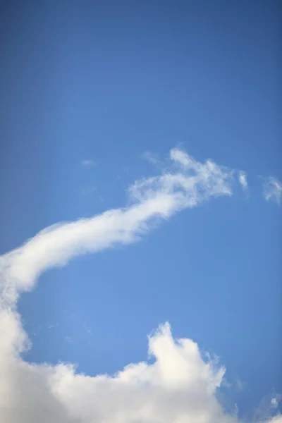 蓝天和蓝云 — 图库照片