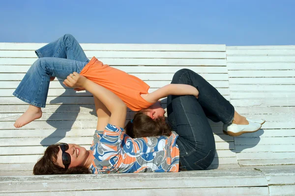 Mum and daughter playing — Stock Photo, Image