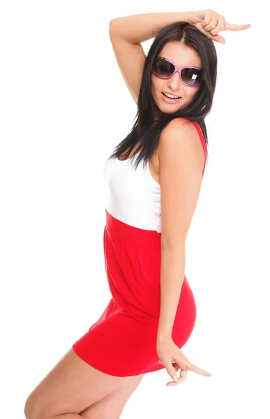 Zadowolony zdziwienie kobieta w czerwonej sukience na tle — Zdjęcie stockowe