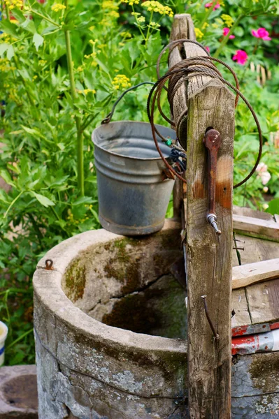 Brunnen — Stockfoto