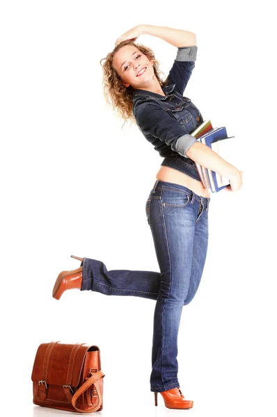 Bella giovane donna bionda in piedi corpo pieno in jeans isolare — Foto Stock