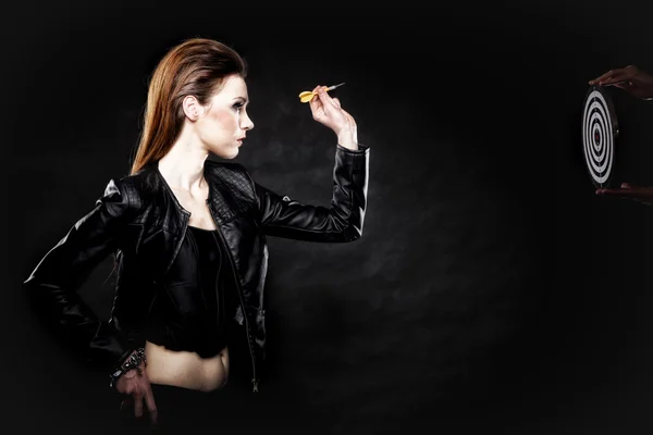 Punk girl with dart and target — Stock Photo, Image