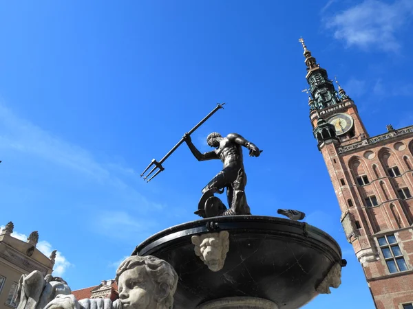 Fontana di Nettuno e municipio a Danzica, Polonia — Foto Stock