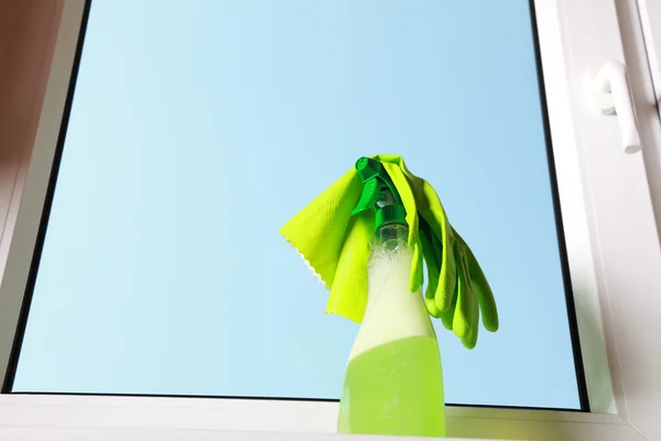 Tools for cleaning windows — Stock Photo, Image