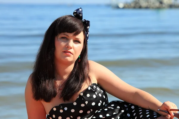 Picnic outdoors. Portrait of a woman — Stock Photo, Image