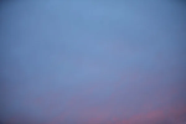 Dramatické růžové nebe západ nebo východ slunce — Stock fotografie