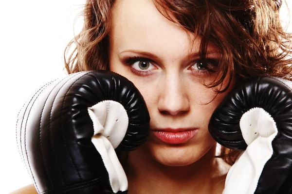 Donna in forma boxe isolato su bianco — Foto Stock