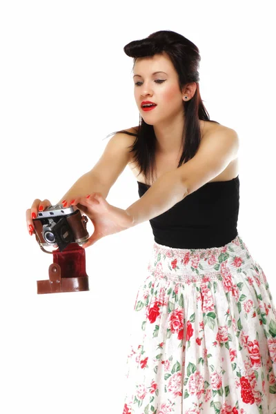 Menina muito retro com câmera vintage — Fotografia de Stock