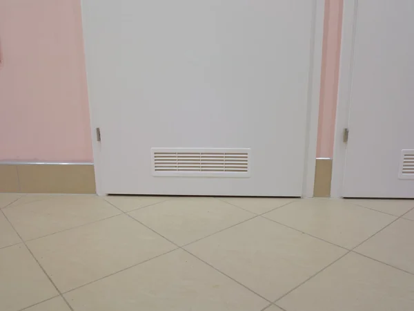 Ventilation window on wooden door — Stock Photo, Image