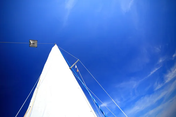 Blick auf verschiedene Teile der Yacht, Segel — Stockfoto