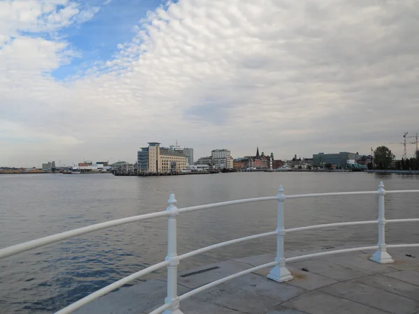 Malmo, İsveç cityscape Ağustos 7, deniz feneri ile 2013 — Stok fotoğraf