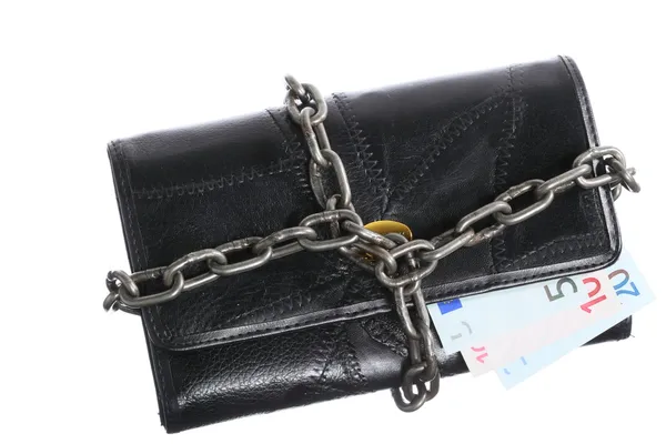 End of personal spending. Purse euro banknote in chain — Stock Photo, Image