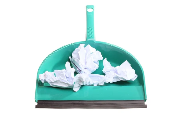 Limpieza. Sartén verde con papeles de basura, tareas domésticas —  Fotos de Stock