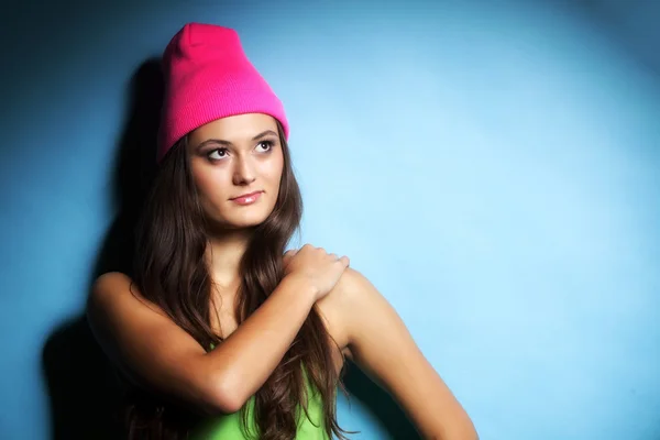 Retrato de bela jovem esportiva mulher ativa — Fotografia de Stock