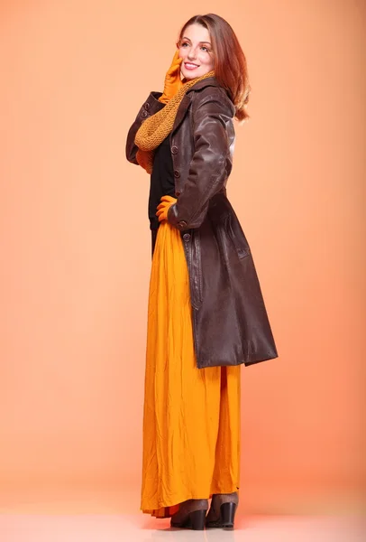 Sonbahar moda kadını taze kız kirpikleri — Stok fotoğraf