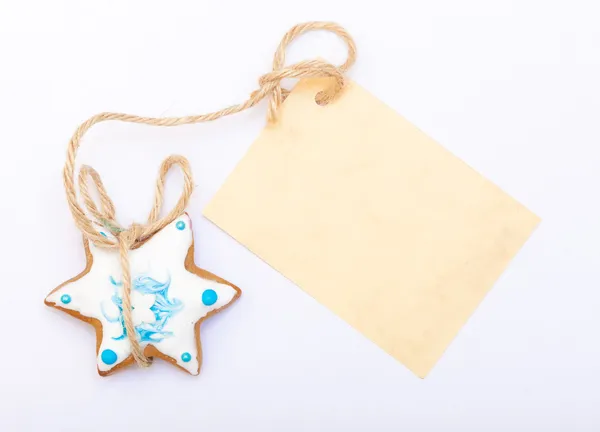 アイシングと装飾と空白のカードを持つクリスマスジンジャーブレッドケーキスター — ストック写真