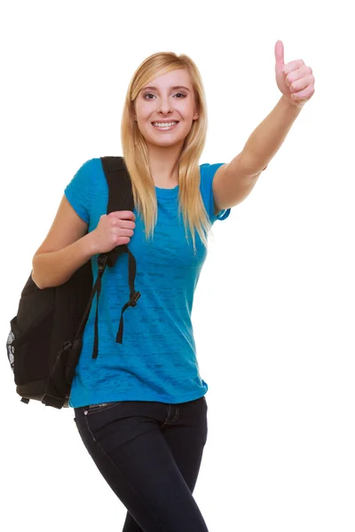 Dorywczo dziewczynka kobiece studenta z torba plecak wyświetlane kciuk na białym tle — Zdjęcie stockowe