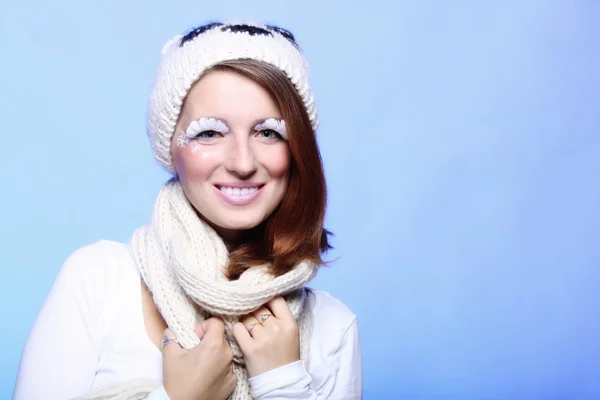 Inverno moda donna caldo abbigliamento creativo trucco — Foto Stock