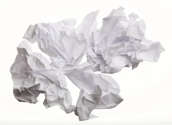 Beyaz arkaplanda buruşmuş kağıt — Stok fotoğraf
