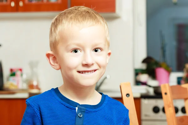Portrait happy smiling blond boy child kid preschooler at home — Stock Photo, Image