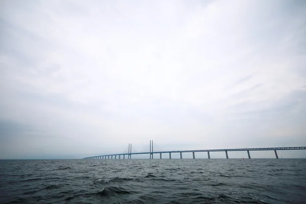Danimarka ile İsveç arasındaki Öresund köprüsü — Stok fotoğraf