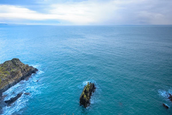 Ирландский пейзаж. береговая линия Атлантического побережья County Cork, Ireland — стоковое фото