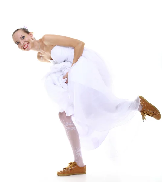 Día de la boda. novia corriendo aislado sobre fondo blanco —  Fotos de Stock