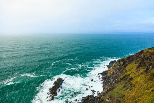 İrlanda manzarası. Atlantik kıyı şeridi Cork, İrlanda — Stok fotoğraf