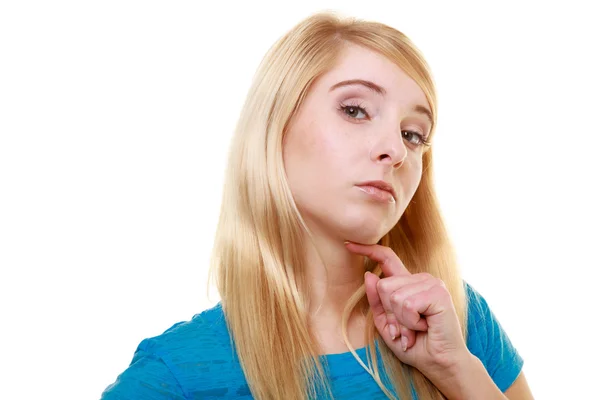 Retrato casual loira pensativo menina pensativa estudante isolado — Fotografia de Stock