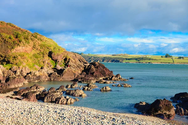 Iers landschap. kustlijn Atlantische kust County Cork, Ierland — Stockfoto