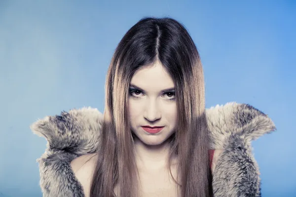 Portrait of girl with long hair. — Stock Photo, Image