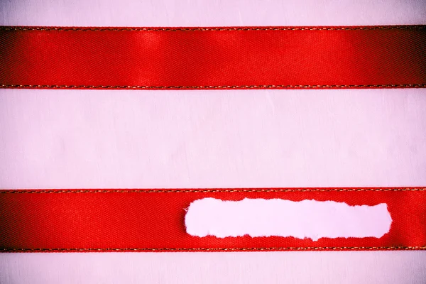 Stück Altpapier leer Kopierraum rot Band Stoff Hintergrund — Stockfoto