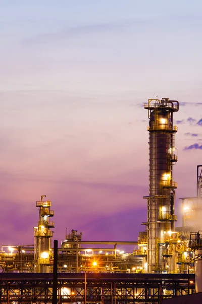 Blick auf die petrochemische Raffinerie in Danzig, Polen — Stockfoto