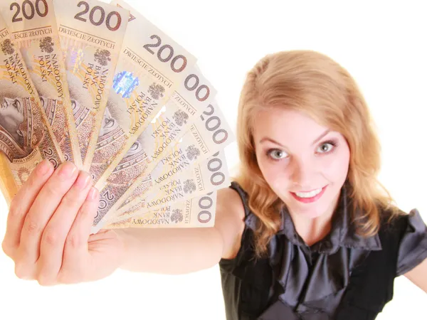Affärskvinna innehav polsk valuta pengar sedel. — Stockfoto