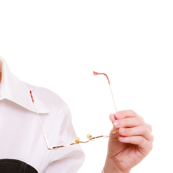 Sehfehler. Brille in weiblicher Hand isoliert auf weiß. — Stockfoto