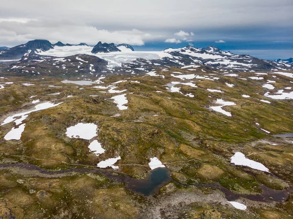 挪威的夏季山地景观 国家旅游风景线55 Sognefjellet 空中景观 — 图库照片