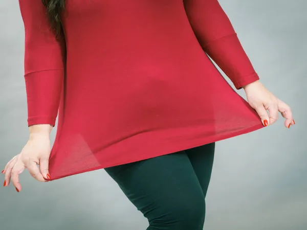 Kurvige Große Frauenkörper Size Baumwolle Elastisches Top Tunika — Stockfoto