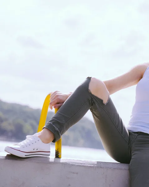 Trendy Fashionable Unrecognizable Woman Relaxing Outdoor Wearing Casual Footwear White — Stock Photo, Image